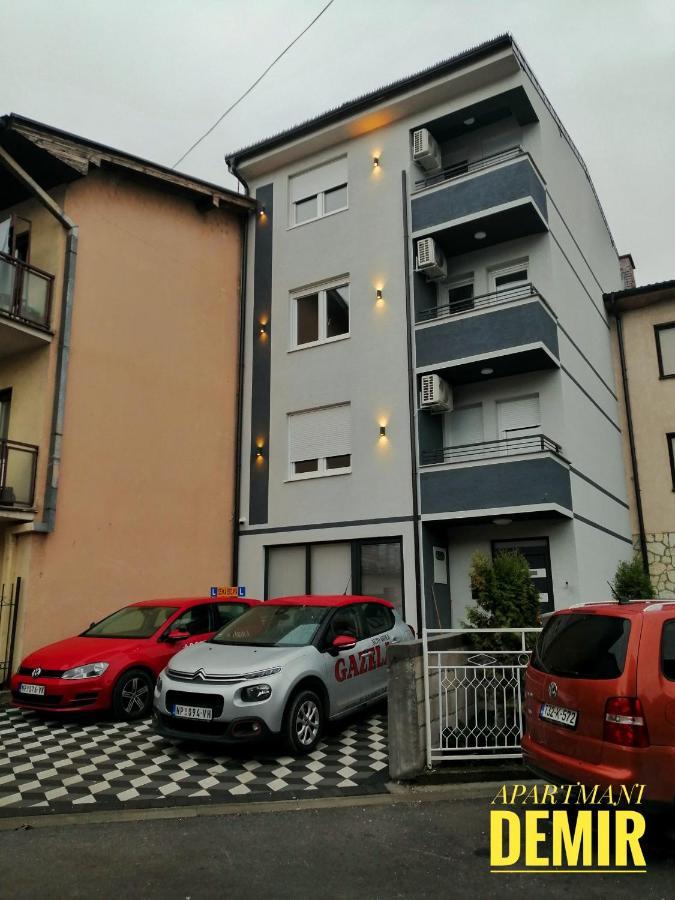 Demir Apartmani Novi Pazar Eksteriør billede