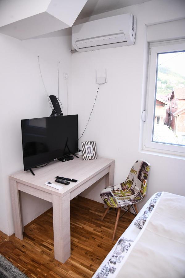 Demir Apartmani Novi Pazar Eksteriør billede